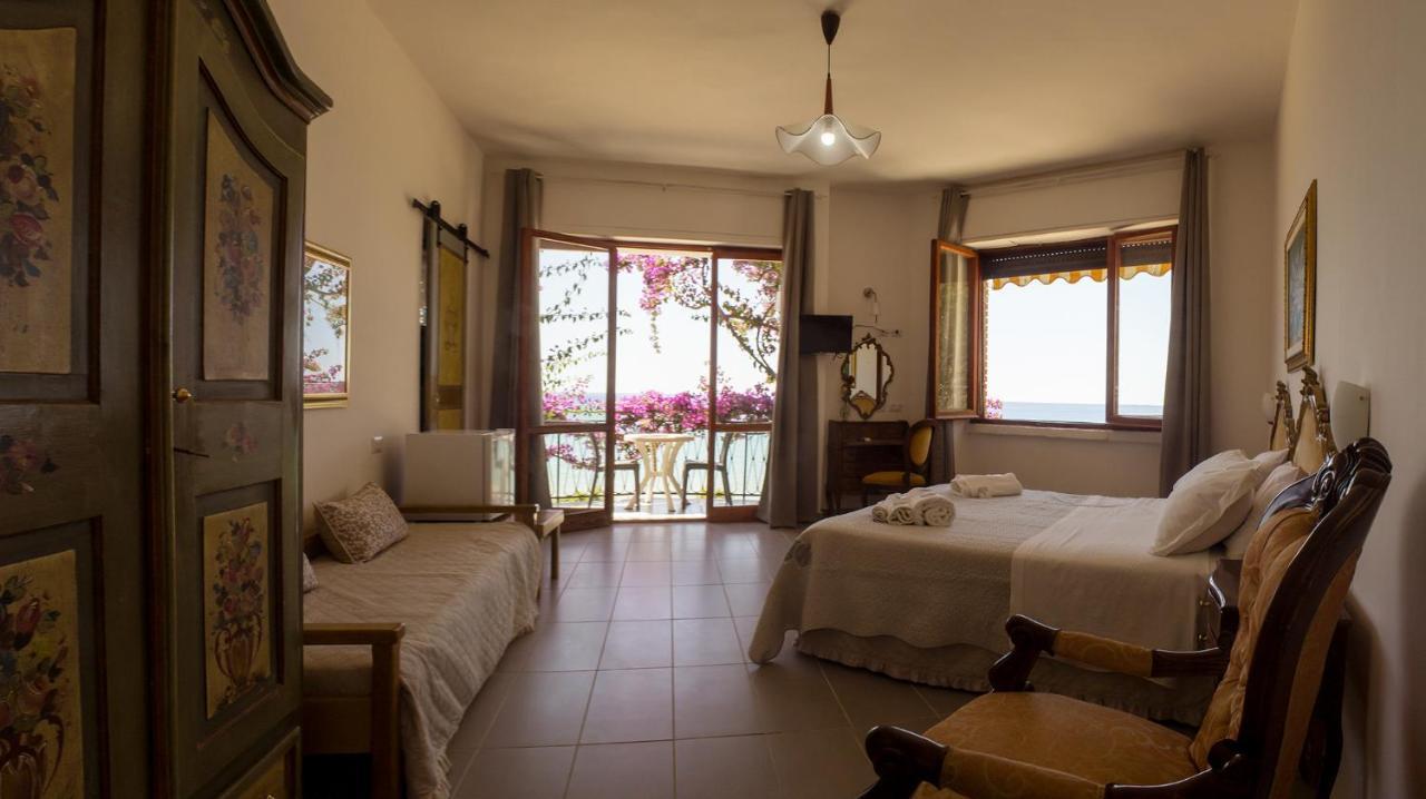 פוליקה Villa Sarina מראה חיצוני תמונה