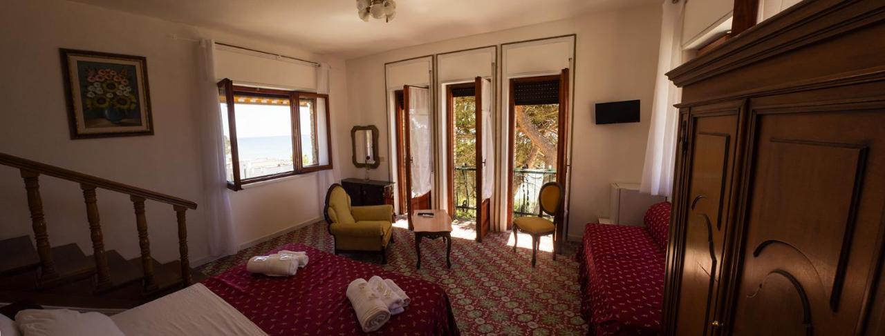 פוליקה Villa Sarina מראה חיצוני תמונה