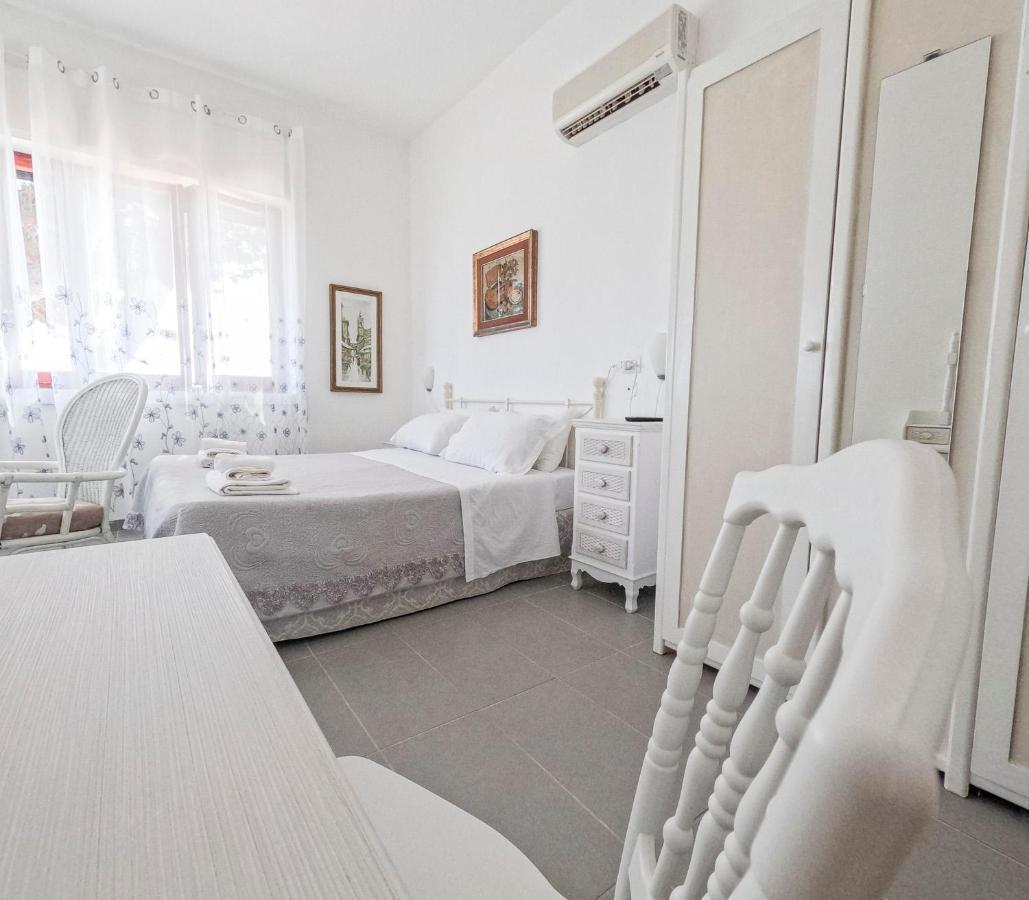פוליקה Villa Sarina מראה חיצוני תמונה
